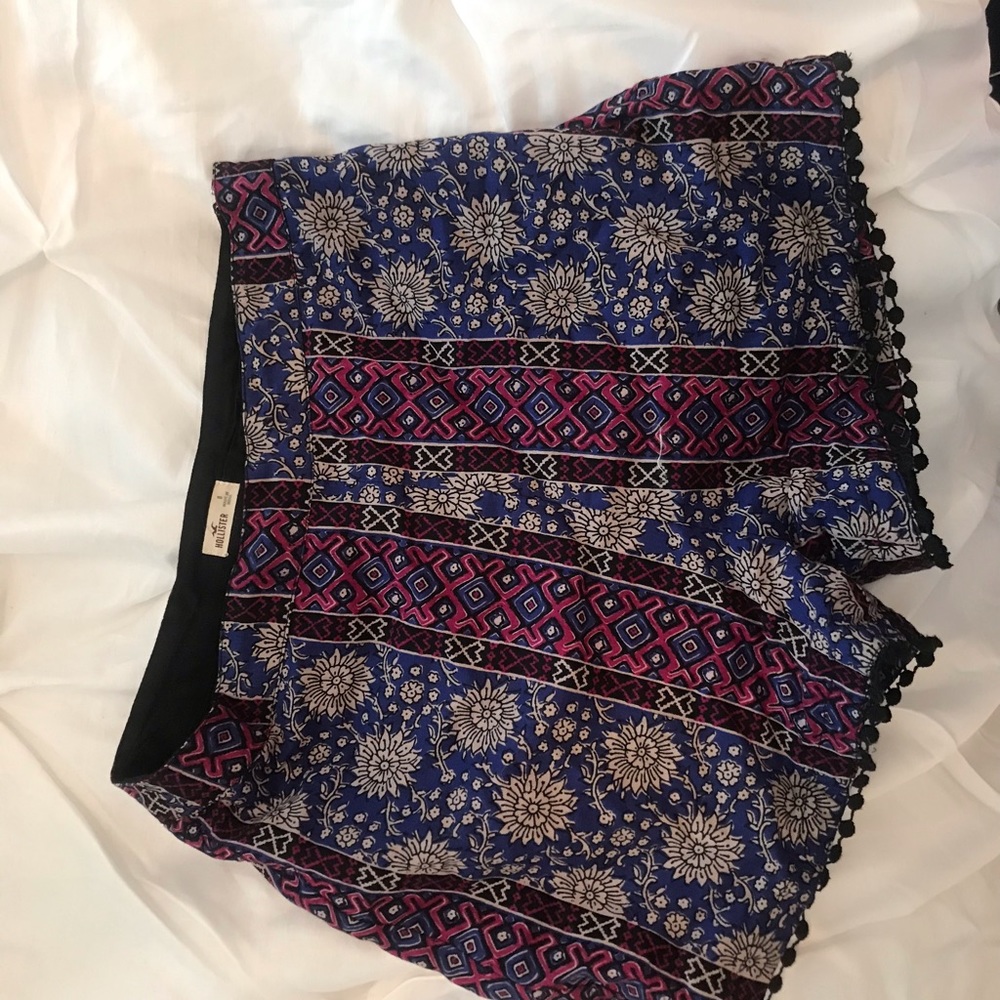 Cute Floral Pom Pom fringe Shorts